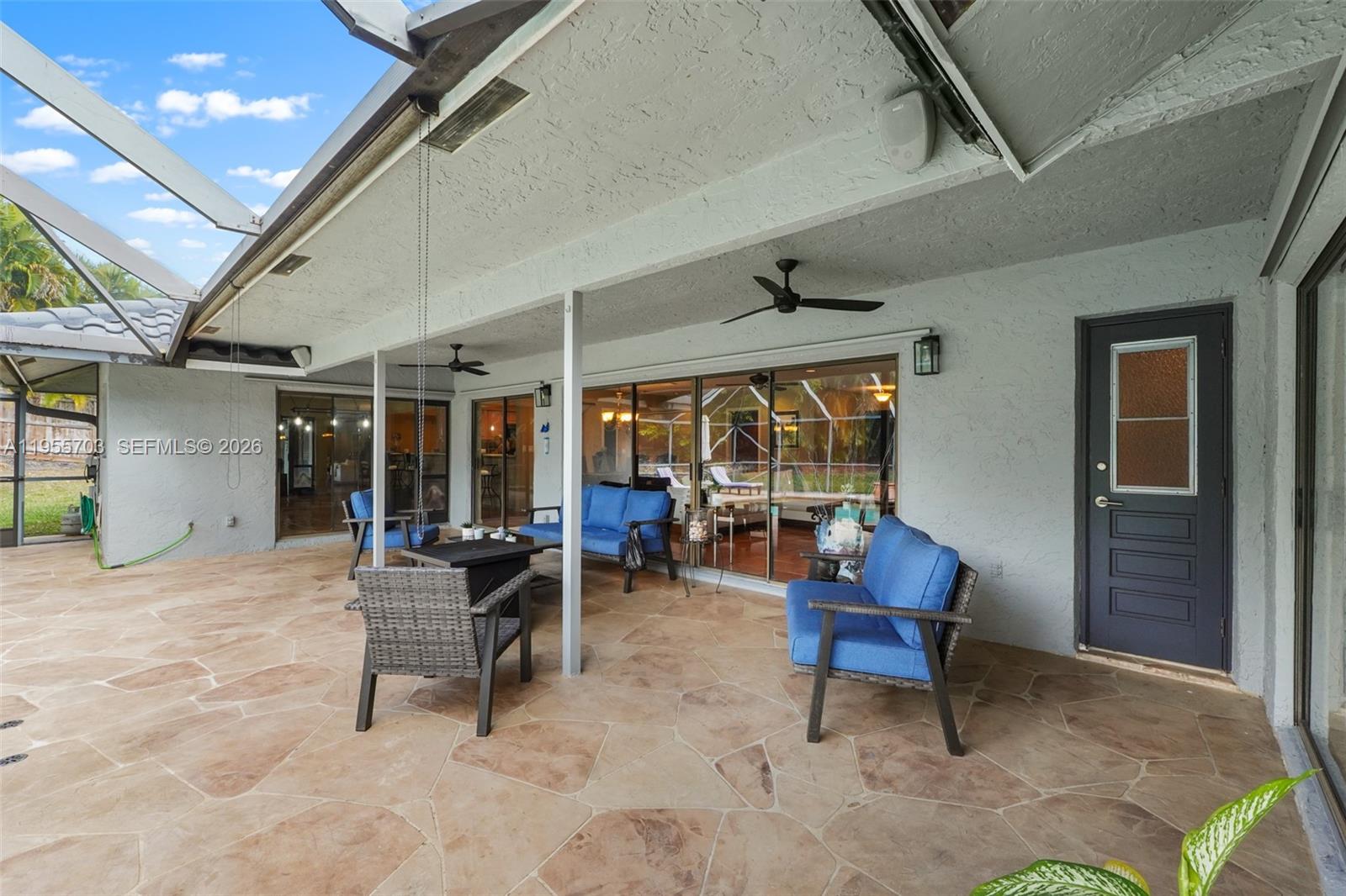 BOCA LANE - Residential