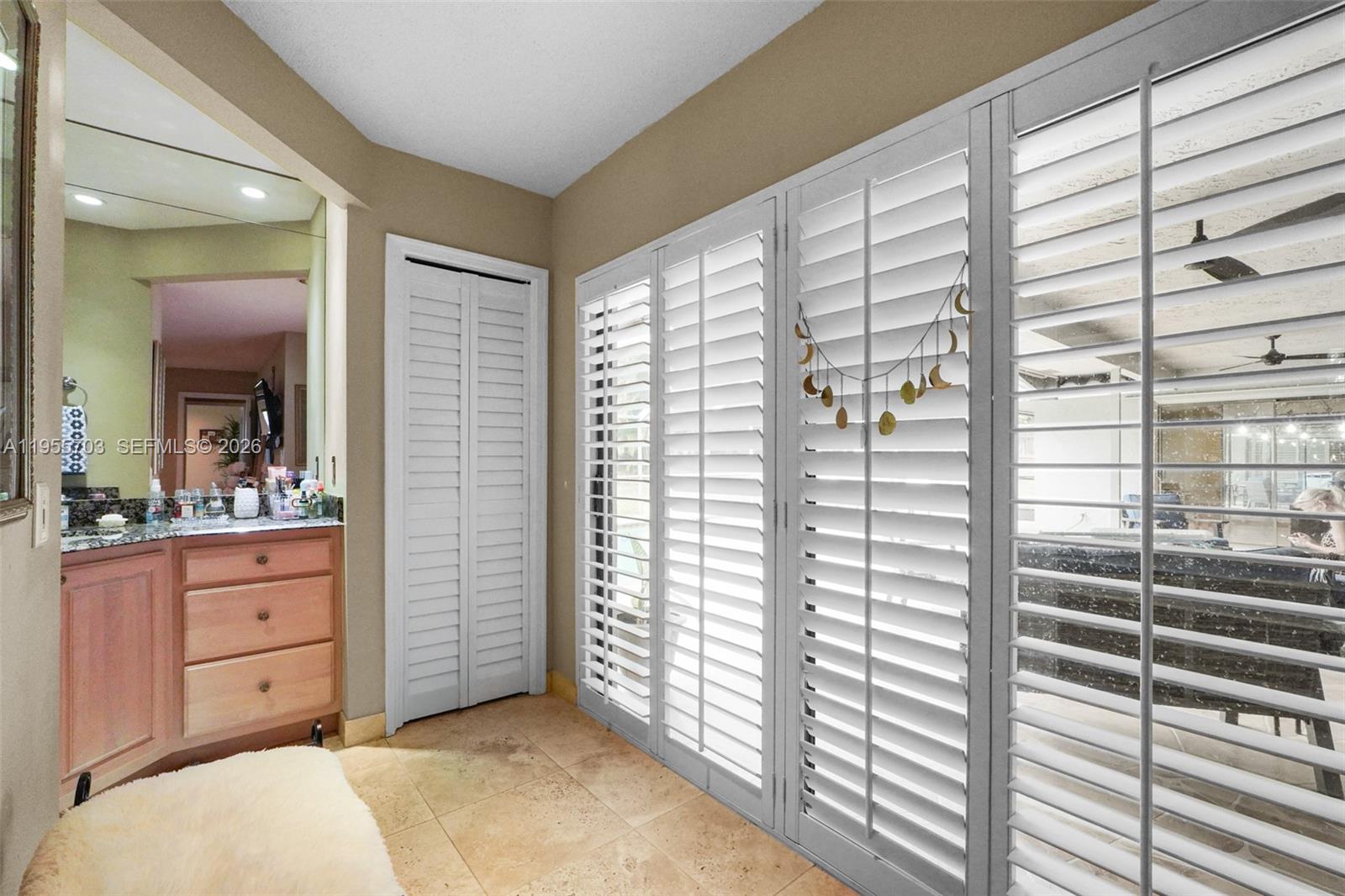 BOCA LANE - Residential