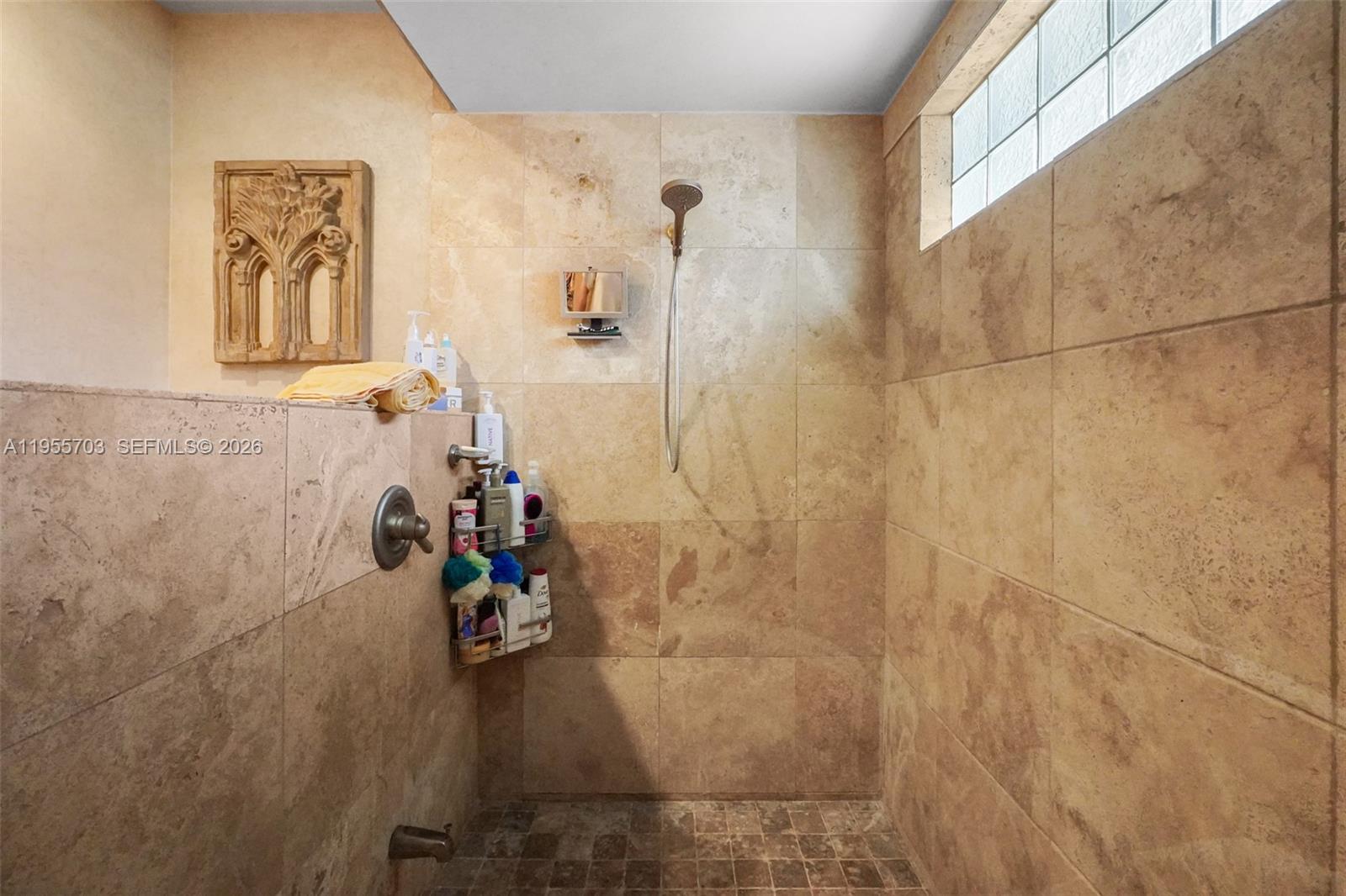 BOCA LANE - Residential