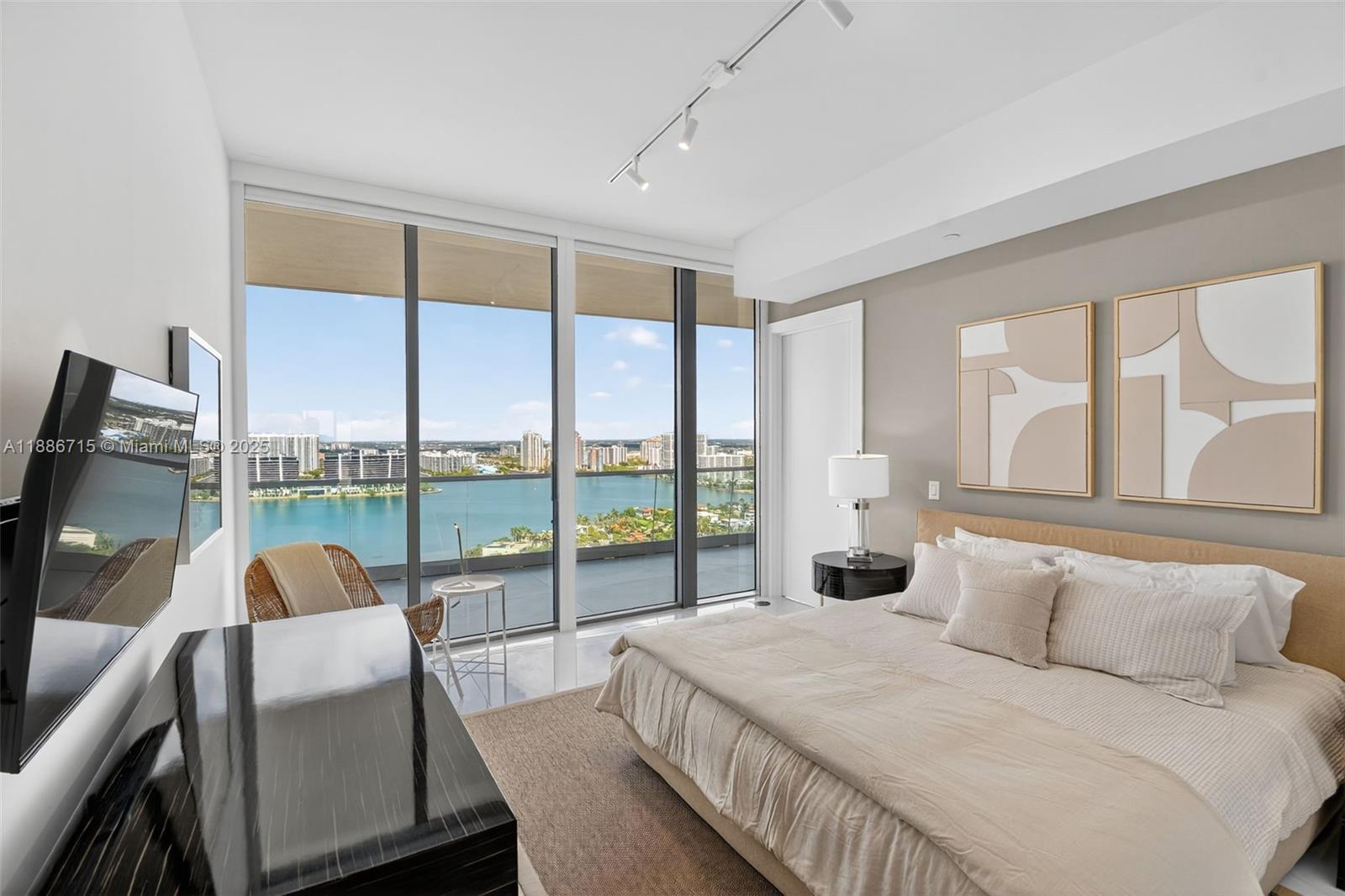 TURNBERRY OCEAN CLUB CONDO - Residential