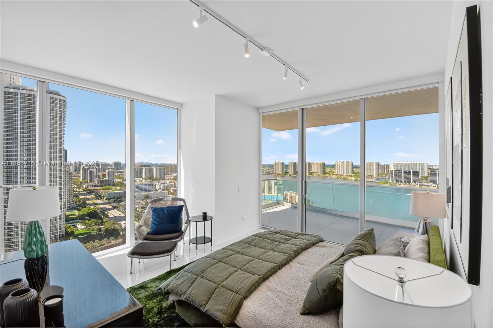 TURNBERRY OCEAN CLUB CONDO - Residential