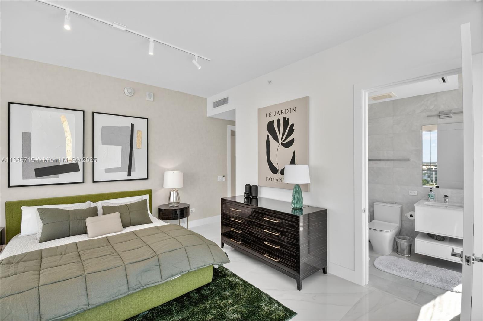 TURNBERRY OCEAN CLUB CONDO - Residential