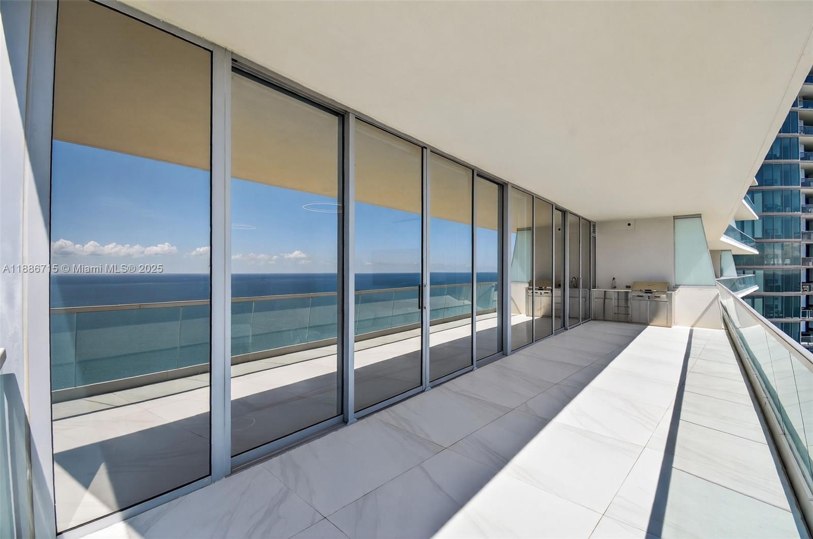 TURNBERRY OCEAN CLUB CONDO - Residential