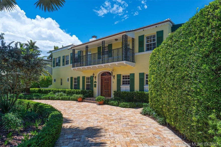 Enjoy living in your own private oasis located on a corner lot on the prestigious & gated Sunset Island III. Private & lushly landscaped w/ an oversized pool, separate guest room & renovated cabana bathroom. This 5 bed, 4.5 bath home sits on one of the largest corner interior lots (12,448 sqft) on Sunset III & IV. Property includes a fireplace & exquisite French sliding doors lead into private formal dining. Open kitchen complete w/ Sub Zero fridge,2 Miele dishwashers, Miele dual ovens, built in warming drawer, dual-zone wine cooler & gas GE Monogram 4 burner cooktop w/ griddle. The master bedroom suite boasts soaring ceilings, an oversized walk-in closet, marble double vanity bathroom. Front circular driveway and side carport covered driveway, 2 car garage and whole house generator.