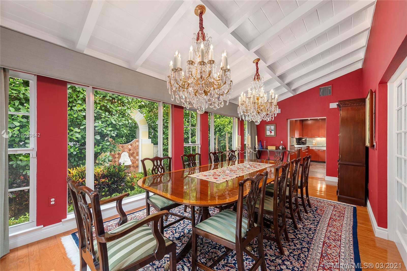 SUNSET ISLANDS-ISLAND NO - Residential