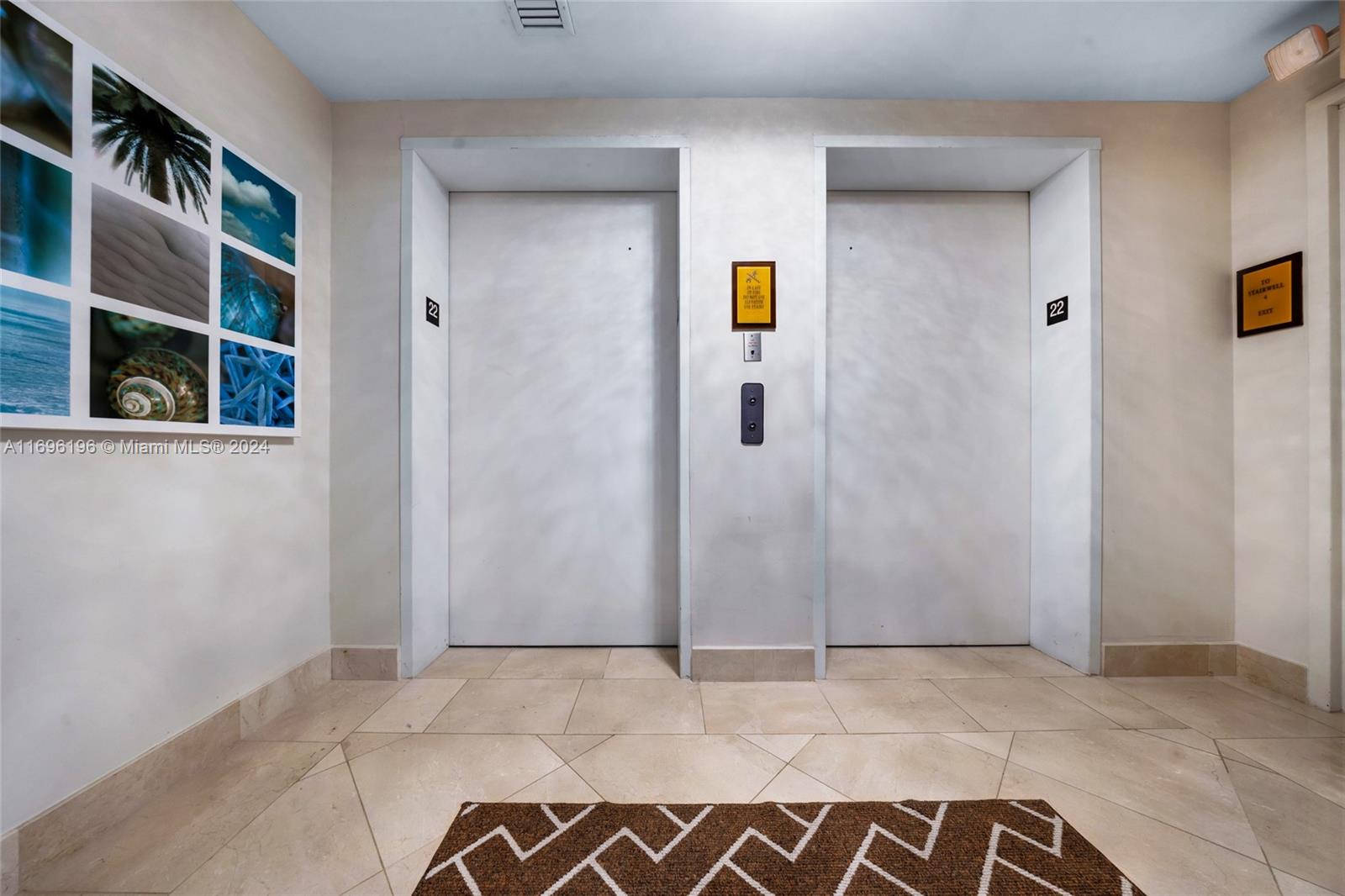 SAYAN CONDO - Residential