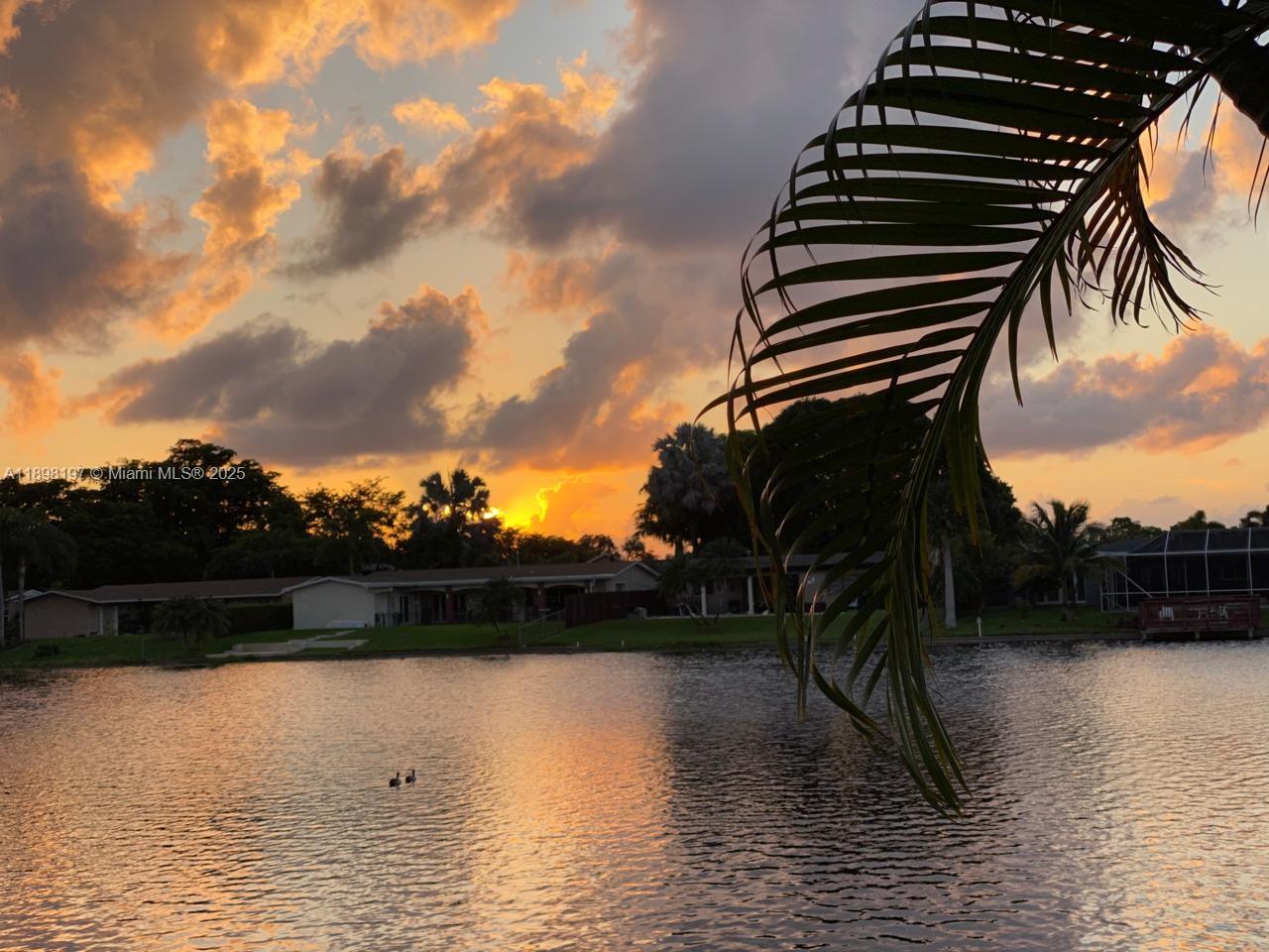 Villas Lakes - Residential