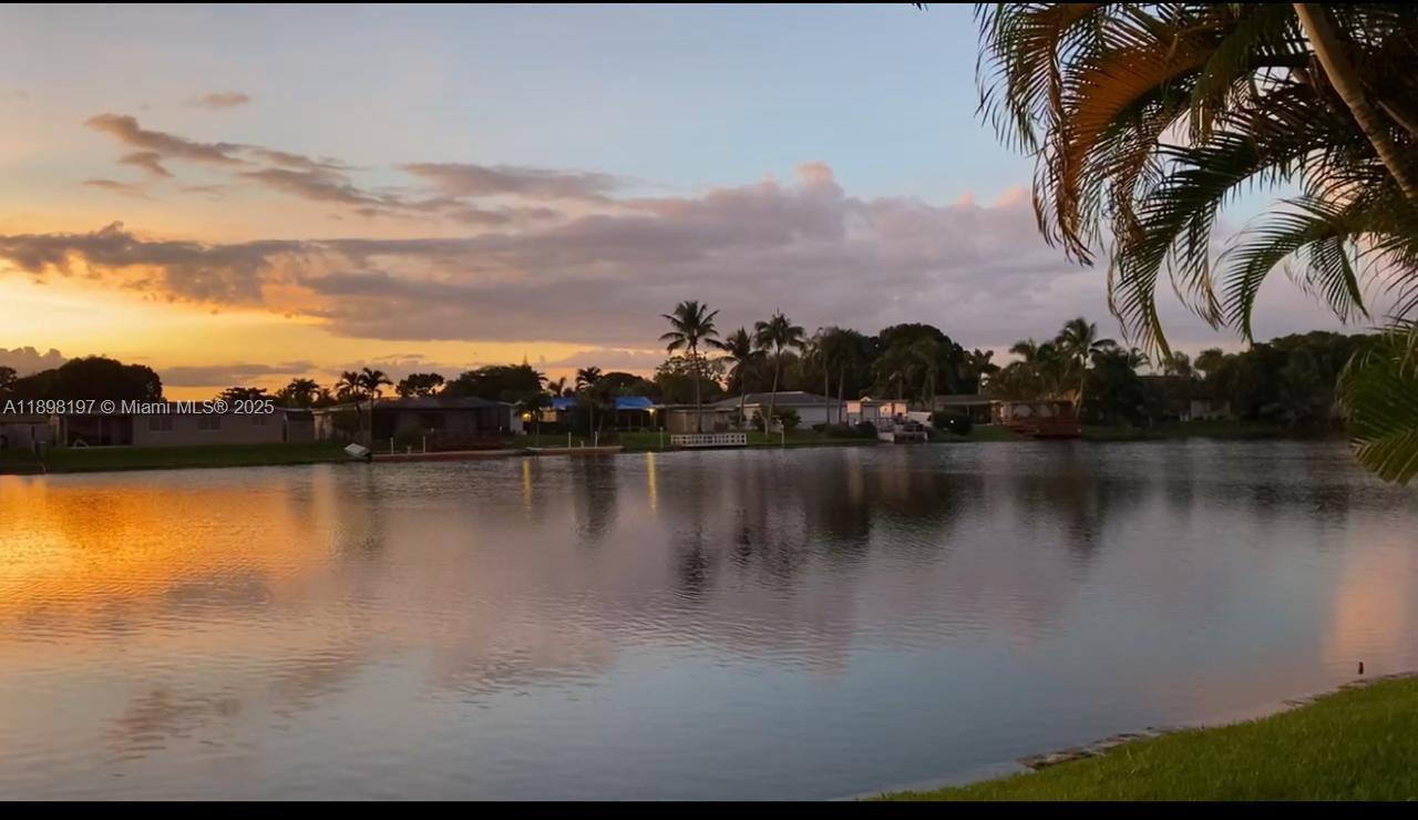 Villas Lakes - Residential