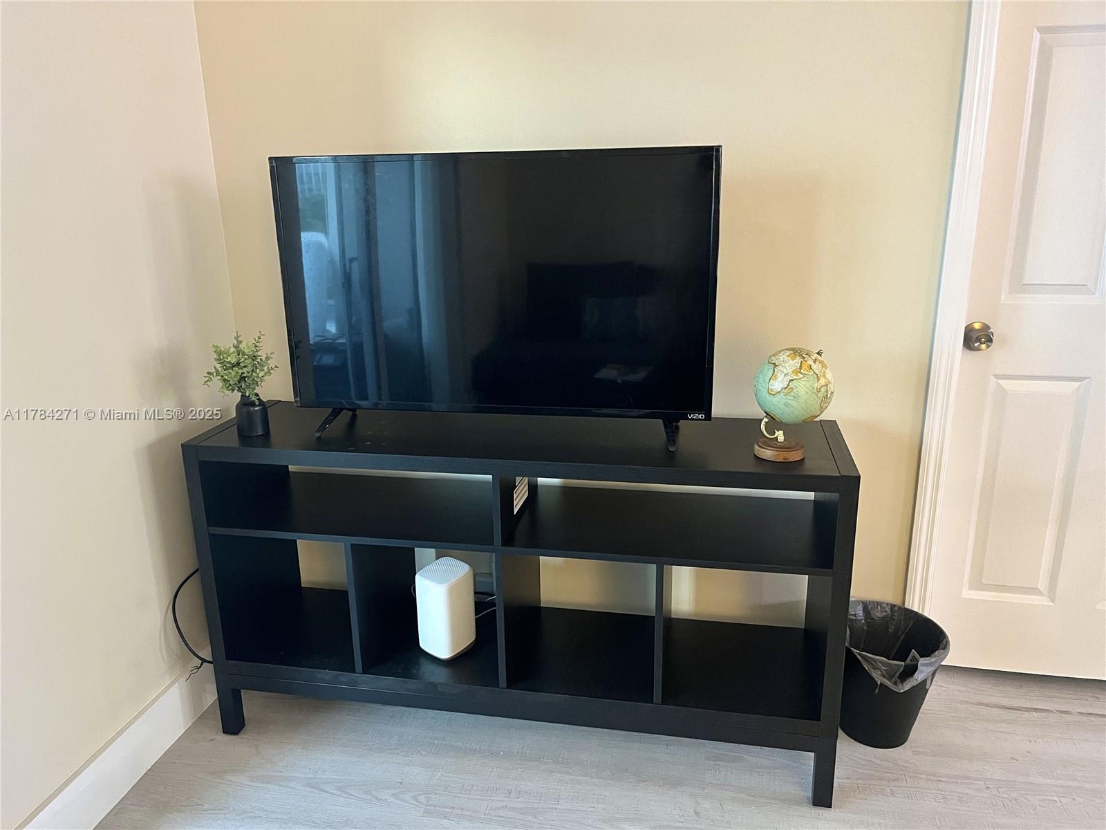 LEISURE BEACH SOUTH CONDO - Residential