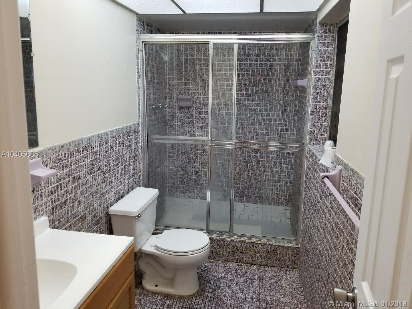 LAKESIDE MANOR UNIT 1 - Residential Lease