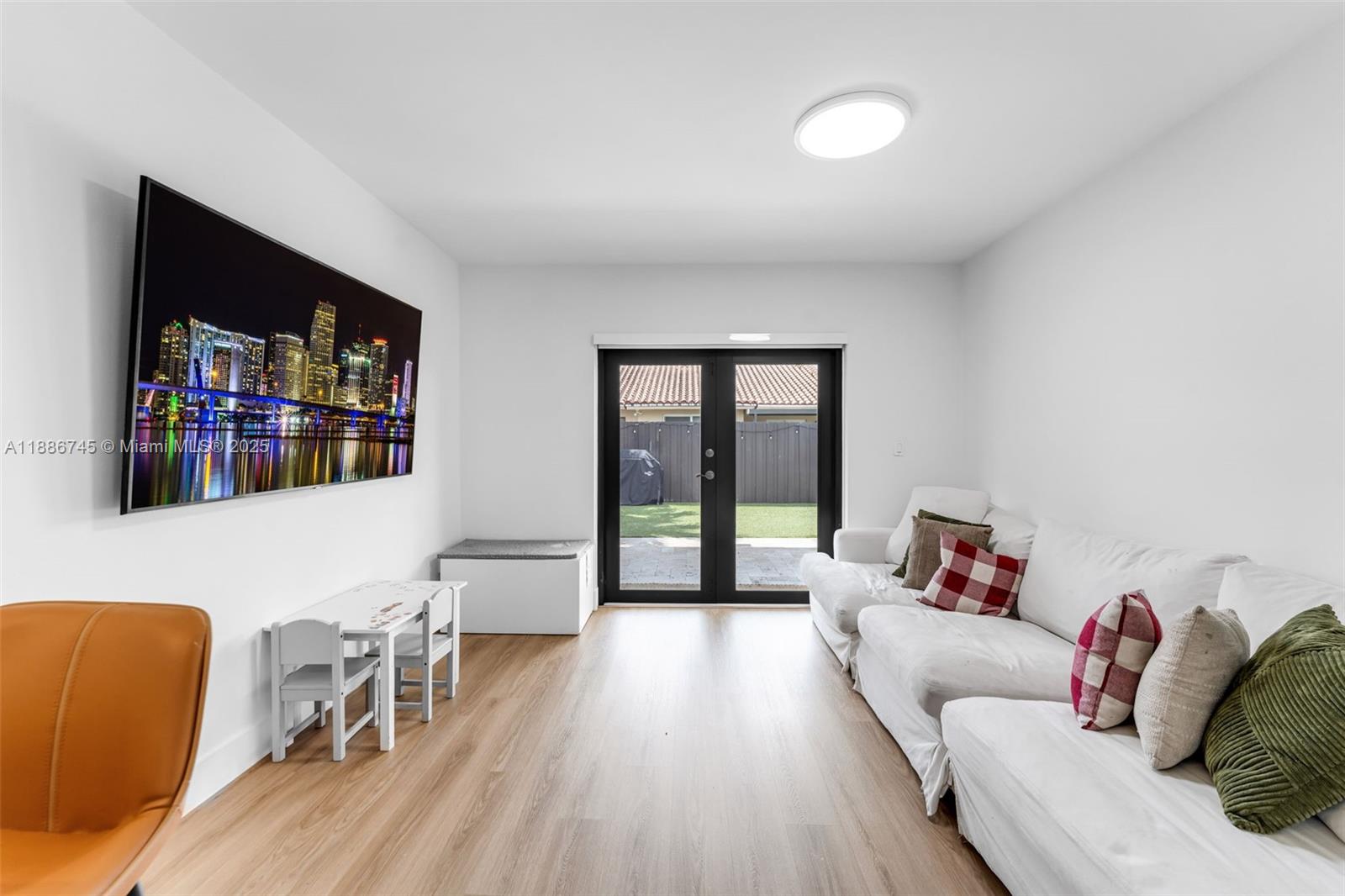 WEST GABLES ESTATES CONDO - Residential