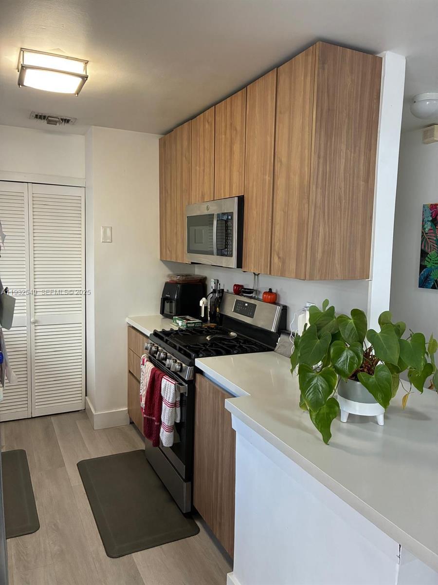 PAUL MARKS SUB - Residential