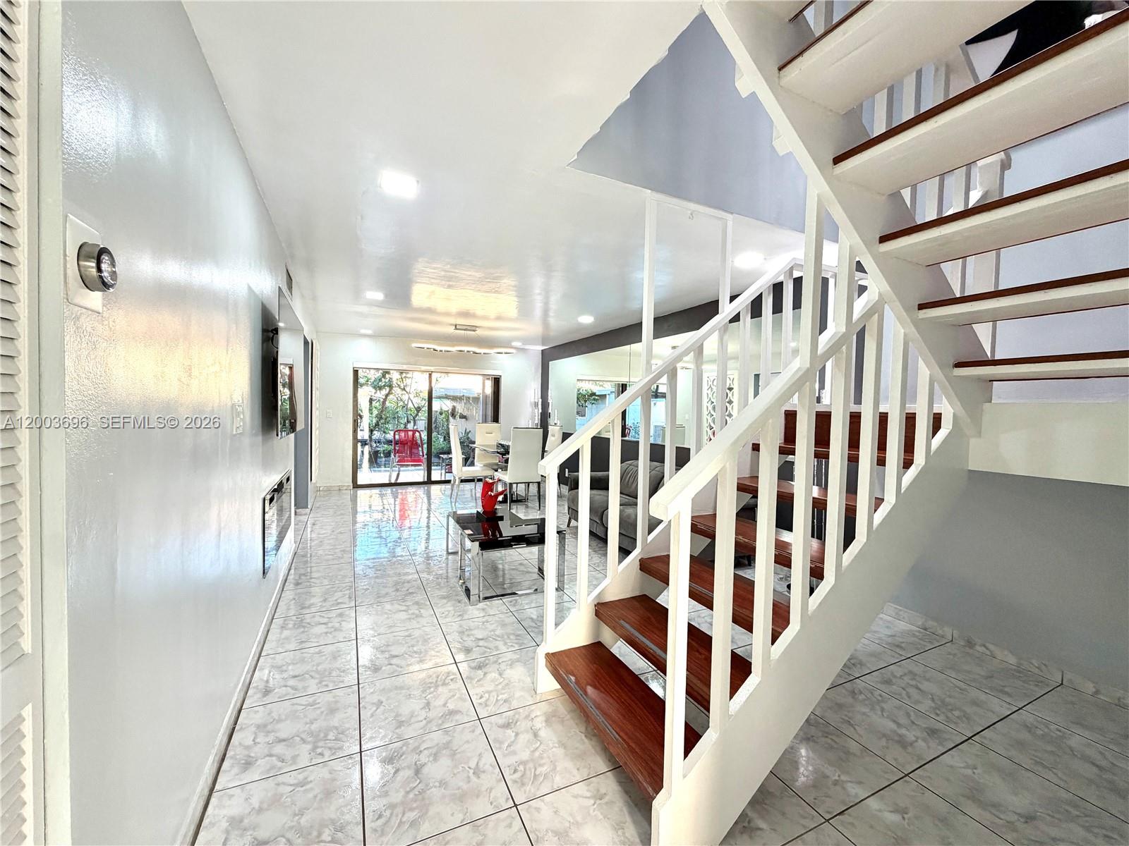 FOUNTAIN SQUARE PARK - Residential