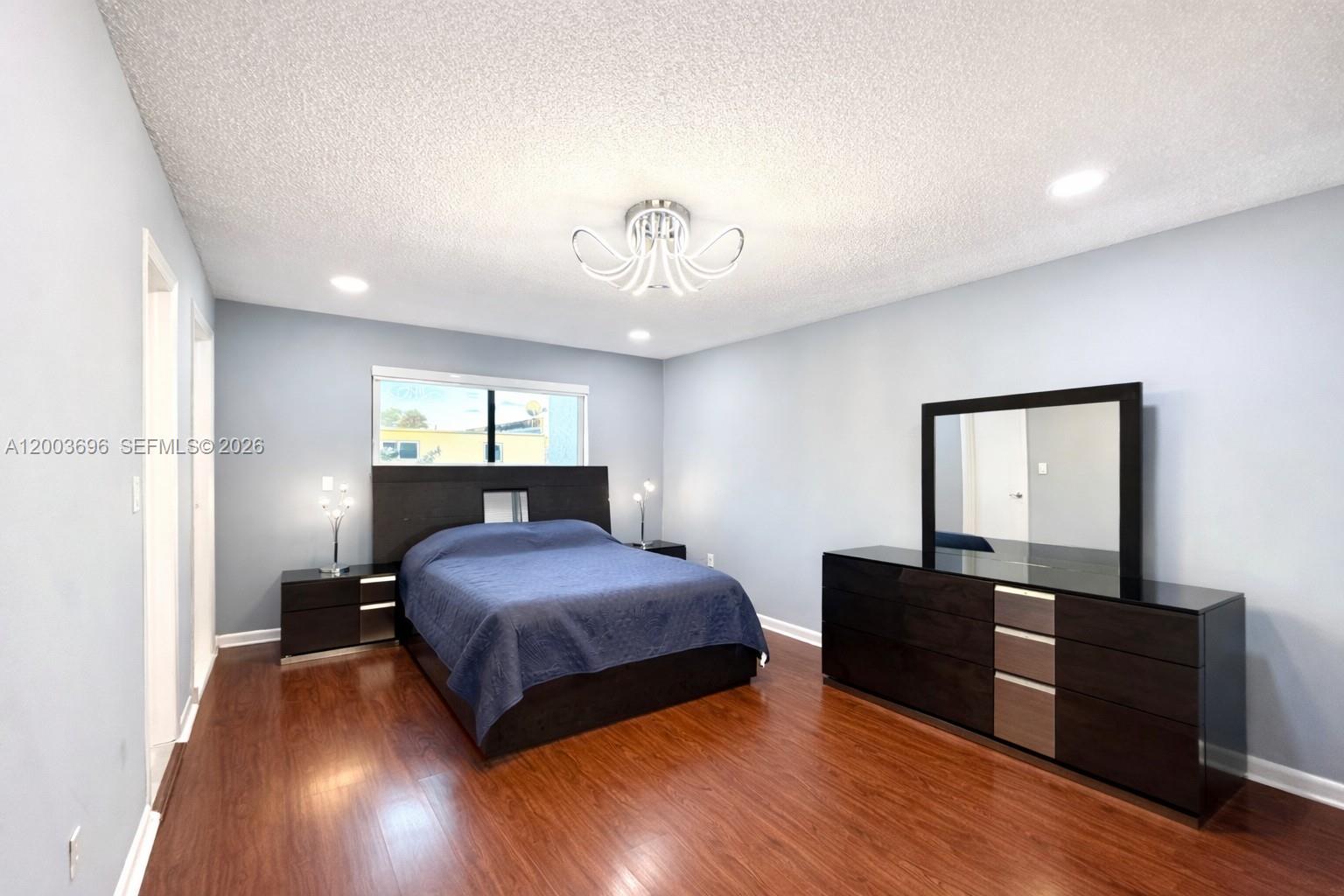 FOUNTAIN SQUARE PARK - Residential