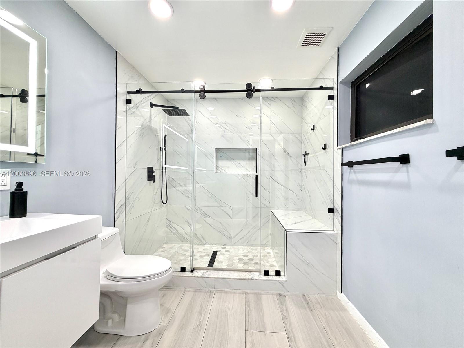 FOUNTAIN SQUARE PARK - Residential