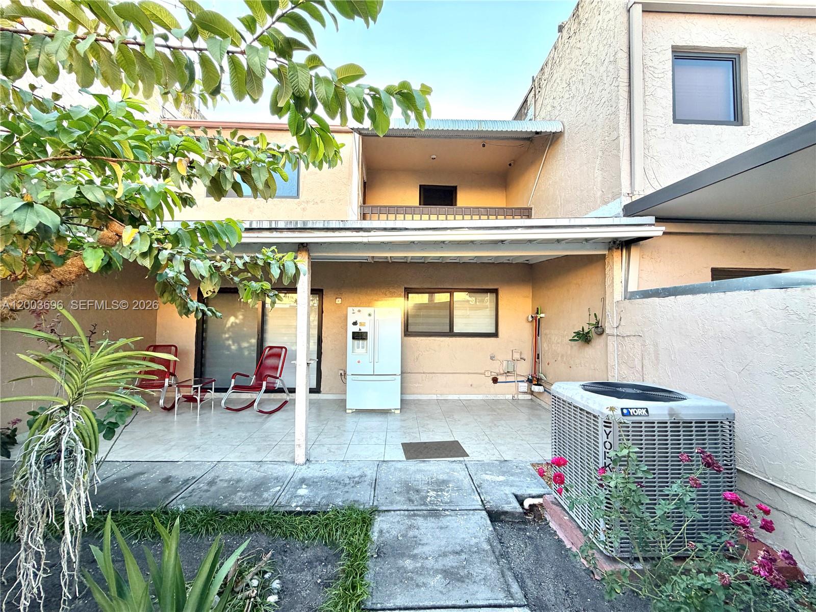 FOUNTAIN SQUARE PARK - Residential