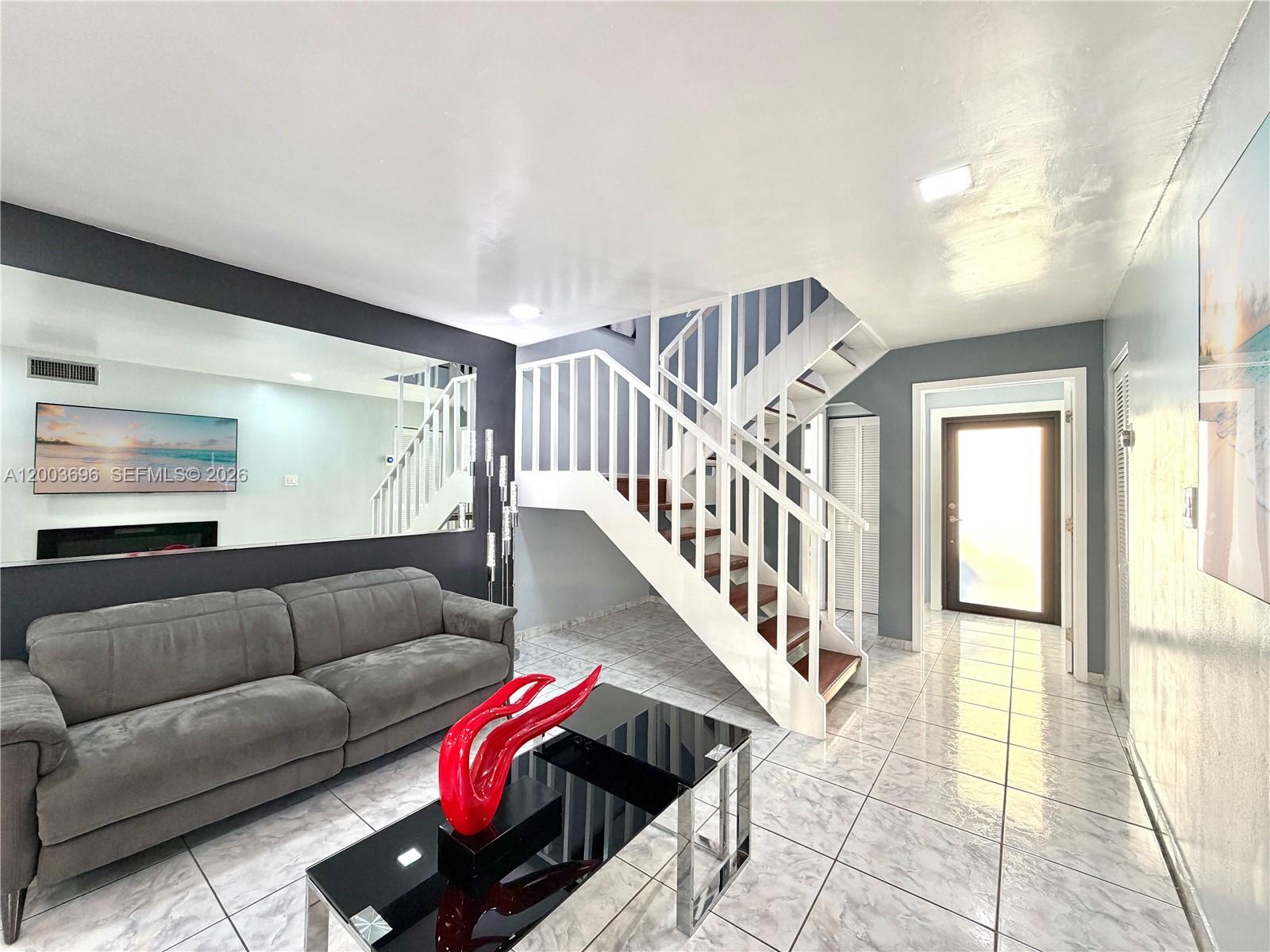 FOUNTAIN SQUARE PARK - Residential