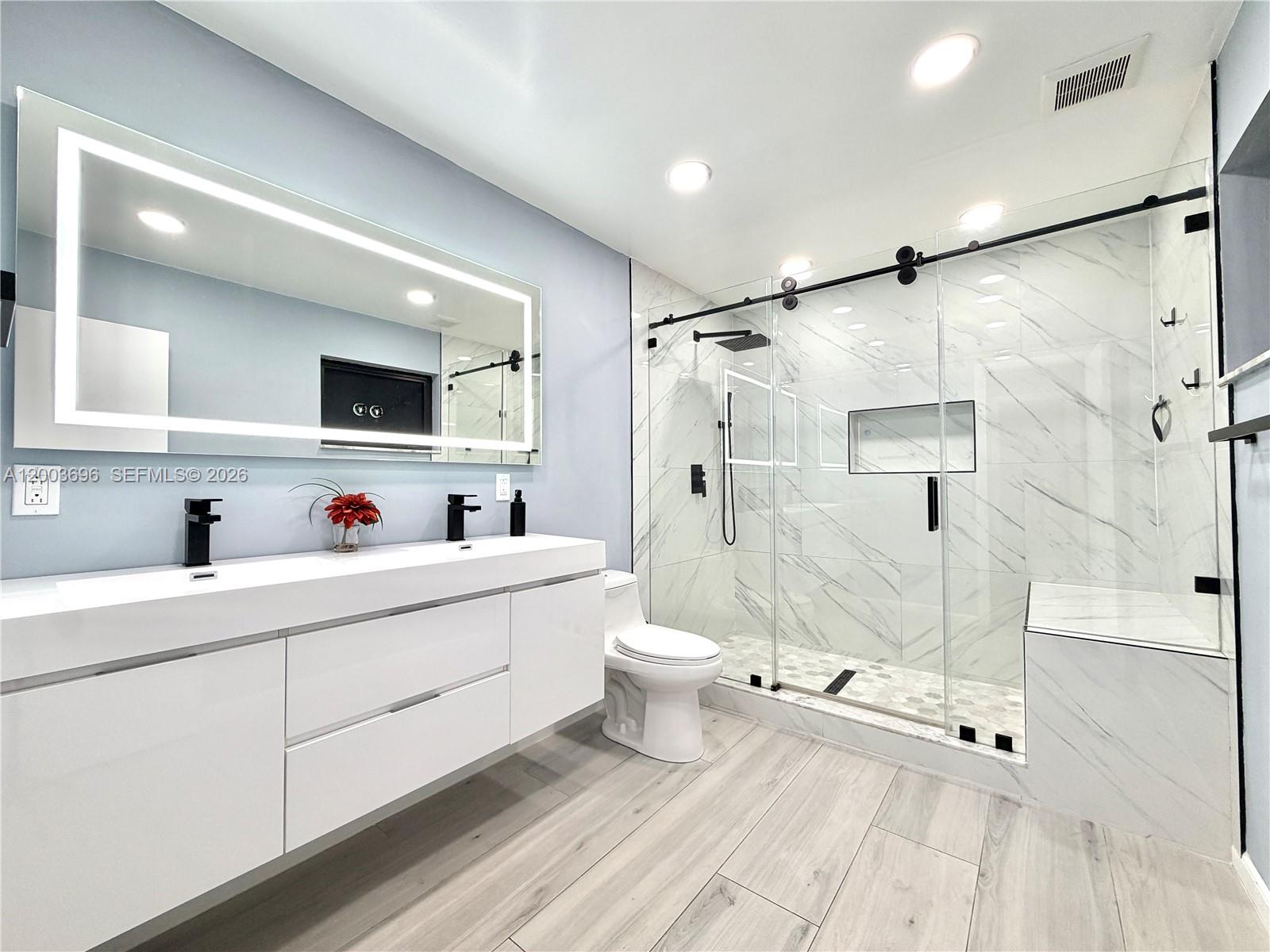 FOUNTAIN SQUARE PARK - Residential