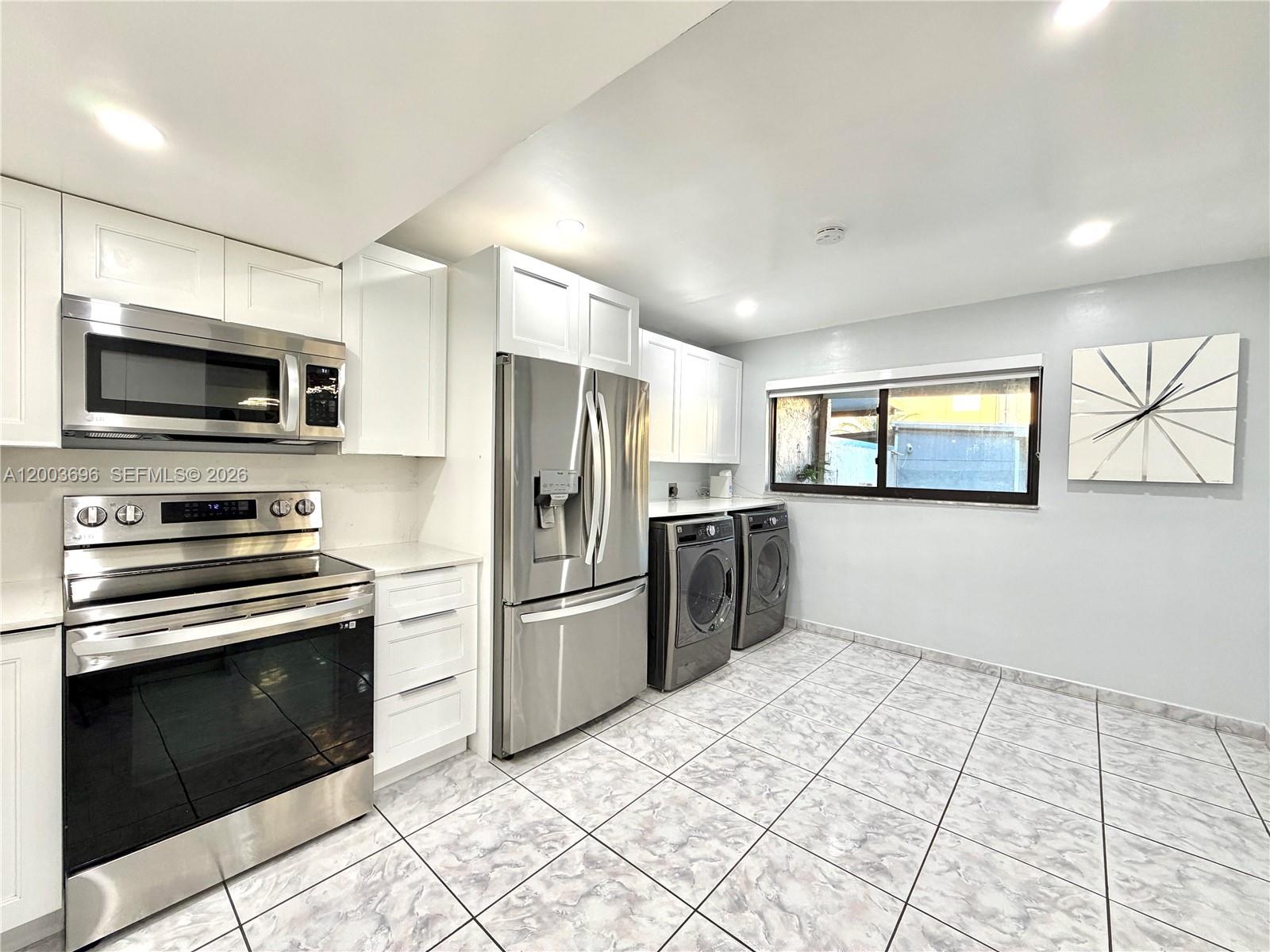 FOUNTAIN SQUARE PARK - Residential