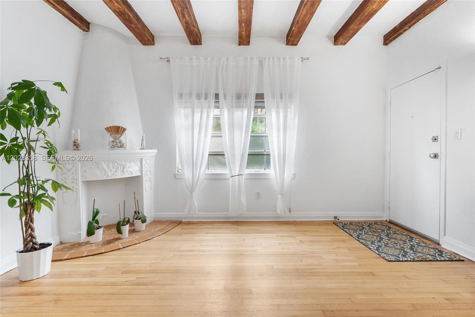 THE NORMA CONDO - Residential