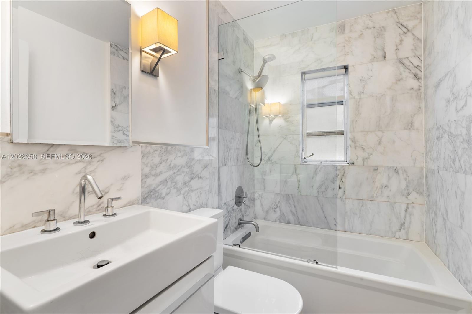 THE NORMA CONDO - Residential