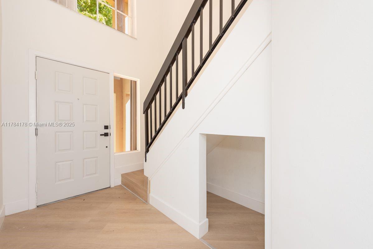 CHARLESTOWNE - Residential