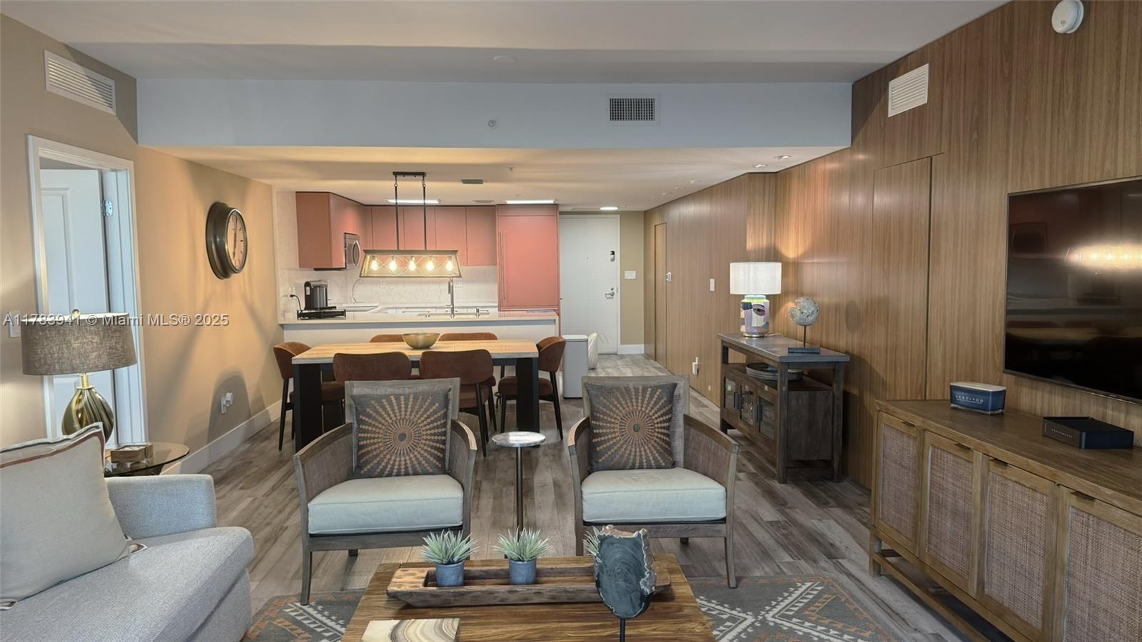 400 SUNNY ISLES CONDO WES - Residential