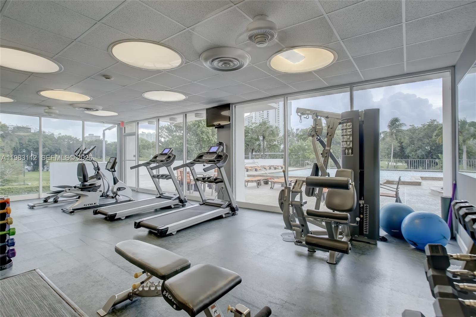 BONAVISTA CONDO - Residential Lease