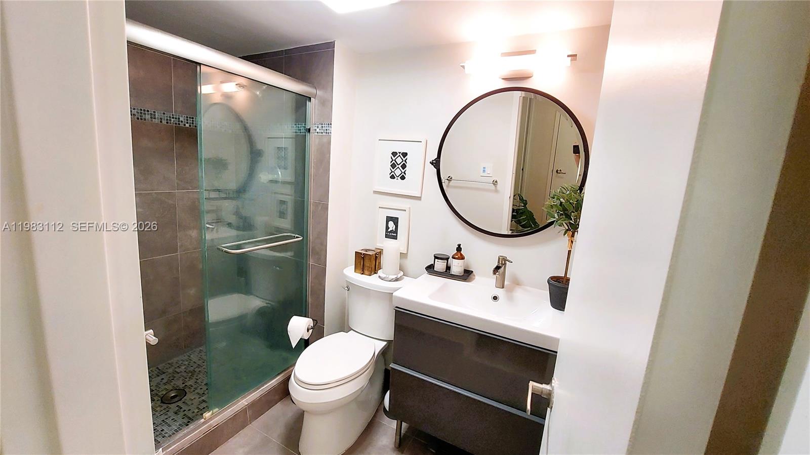 BONAVISTA CONDO - Residential Lease