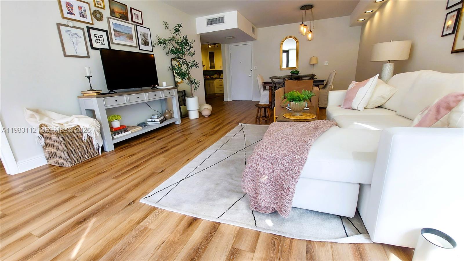 3375 N Country Club Dr 207