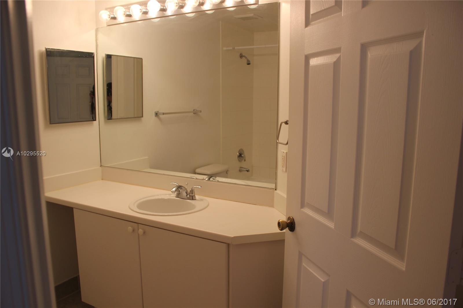 POLO GLEN CONDO - Residential Lease