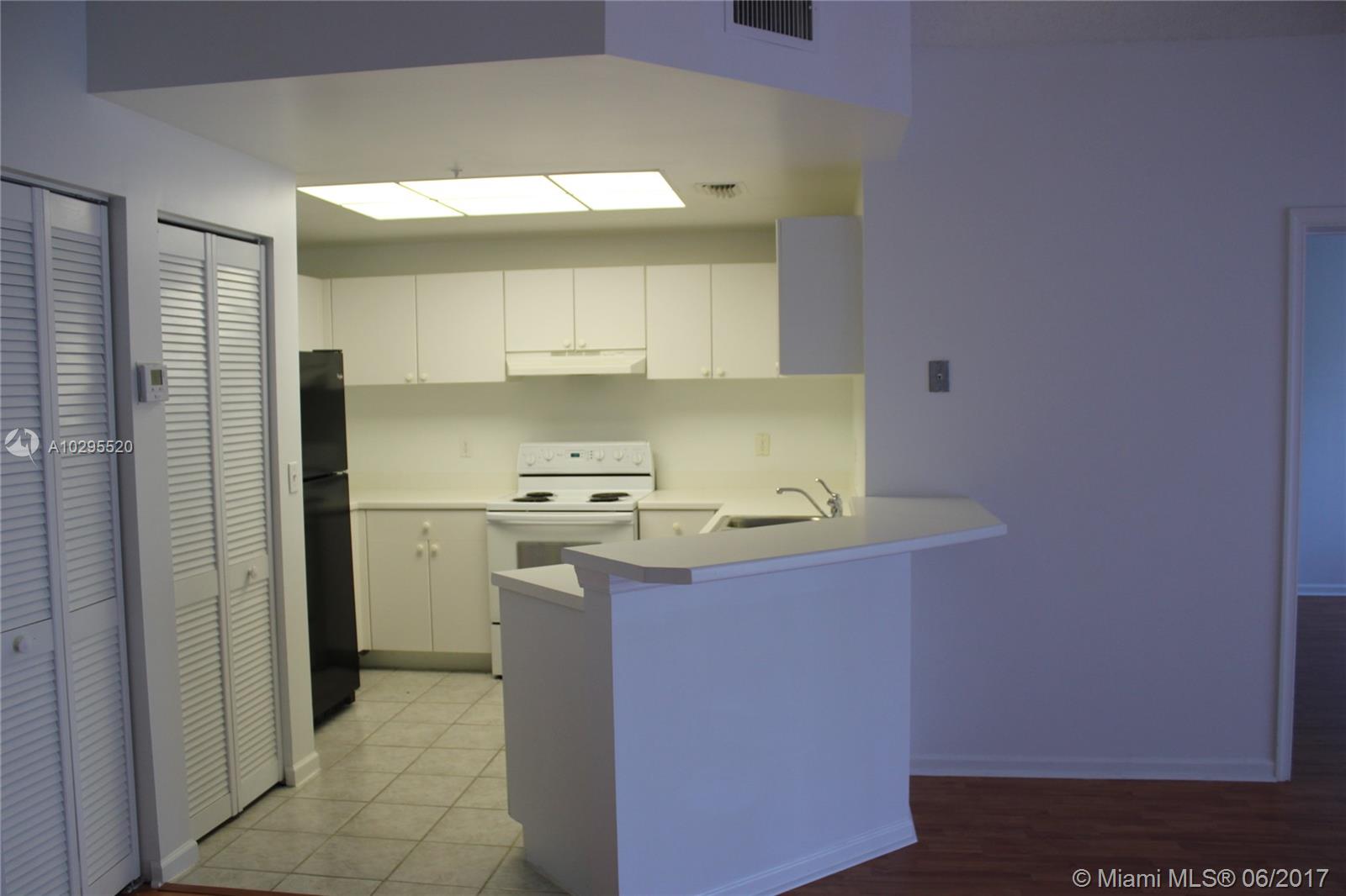 POLO GLEN CONDO - Residential Lease