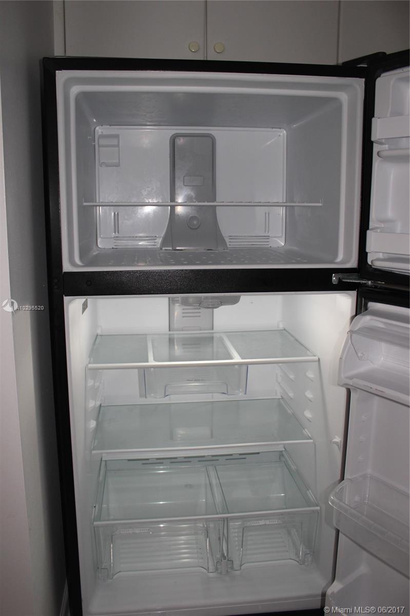 POLO GLEN CONDO - Residential Lease