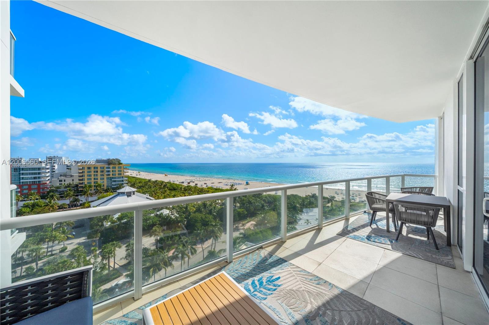 CONTINUUM ON SOUTH BEACH - Residential