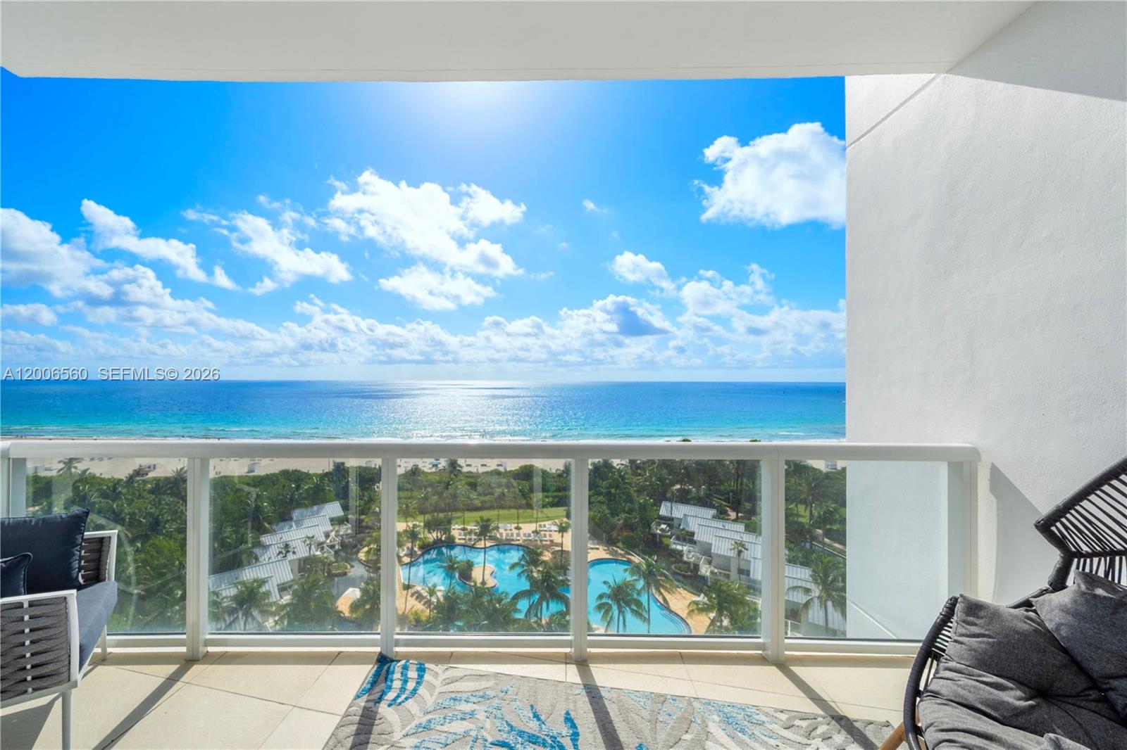CONTINUUM ON SOUTH BEACH - Residential