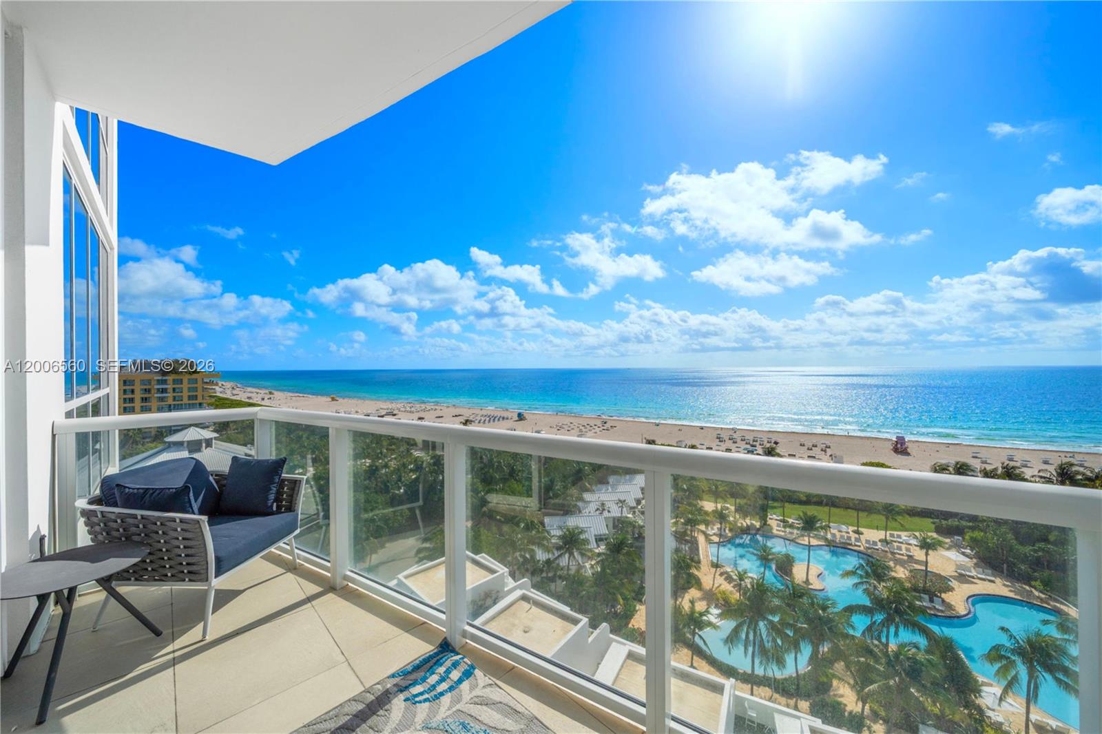 CONTINUUM ON SOUTH BEACH - Residential
