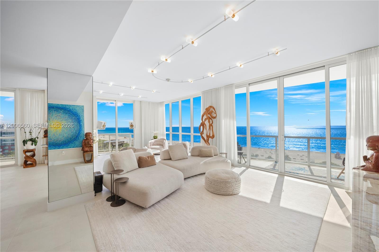 CONTINUUM ON SOUTH BEACH - Residential