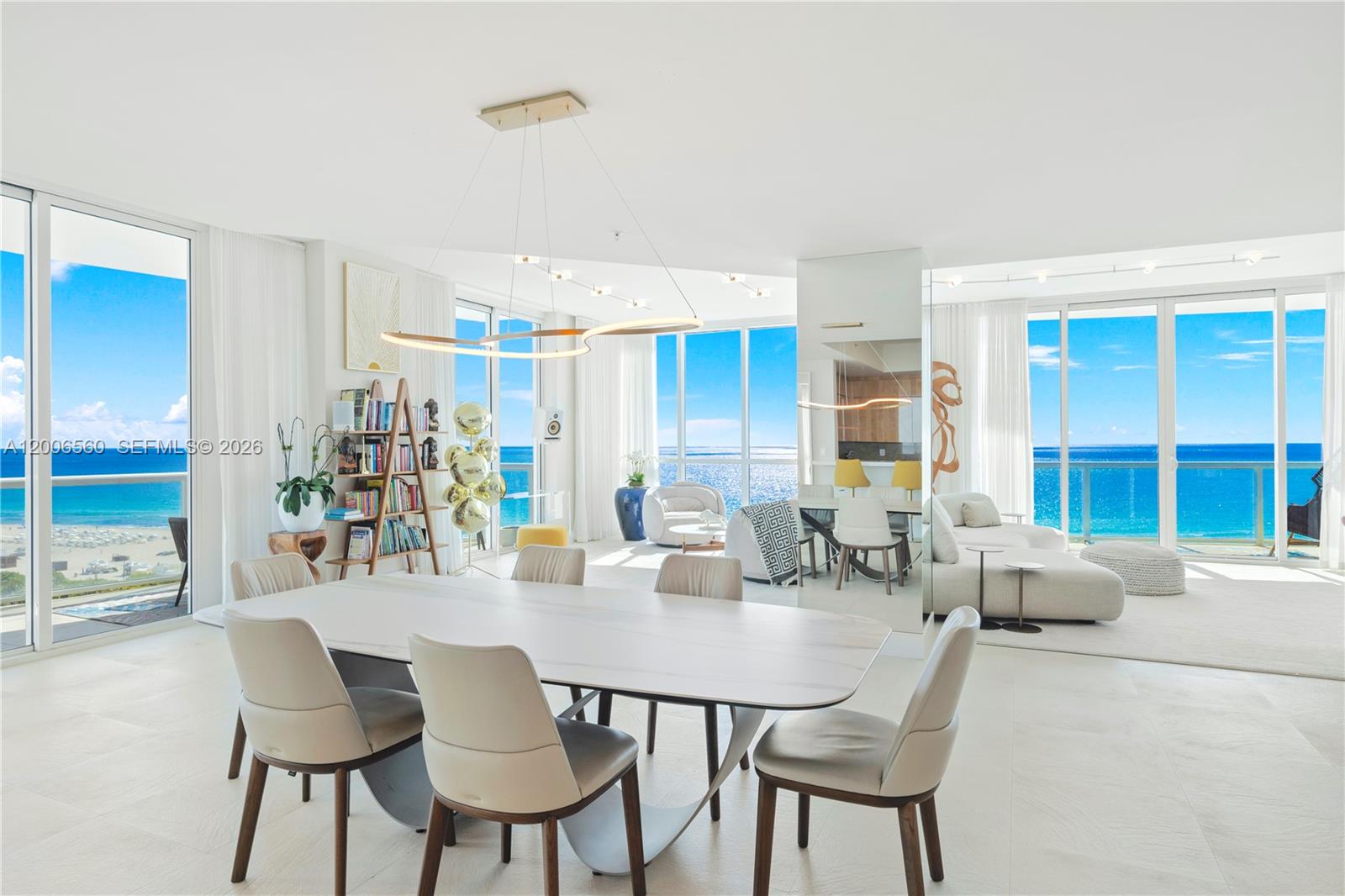 CONTINUUM ON SOUTH BEACH - Residential