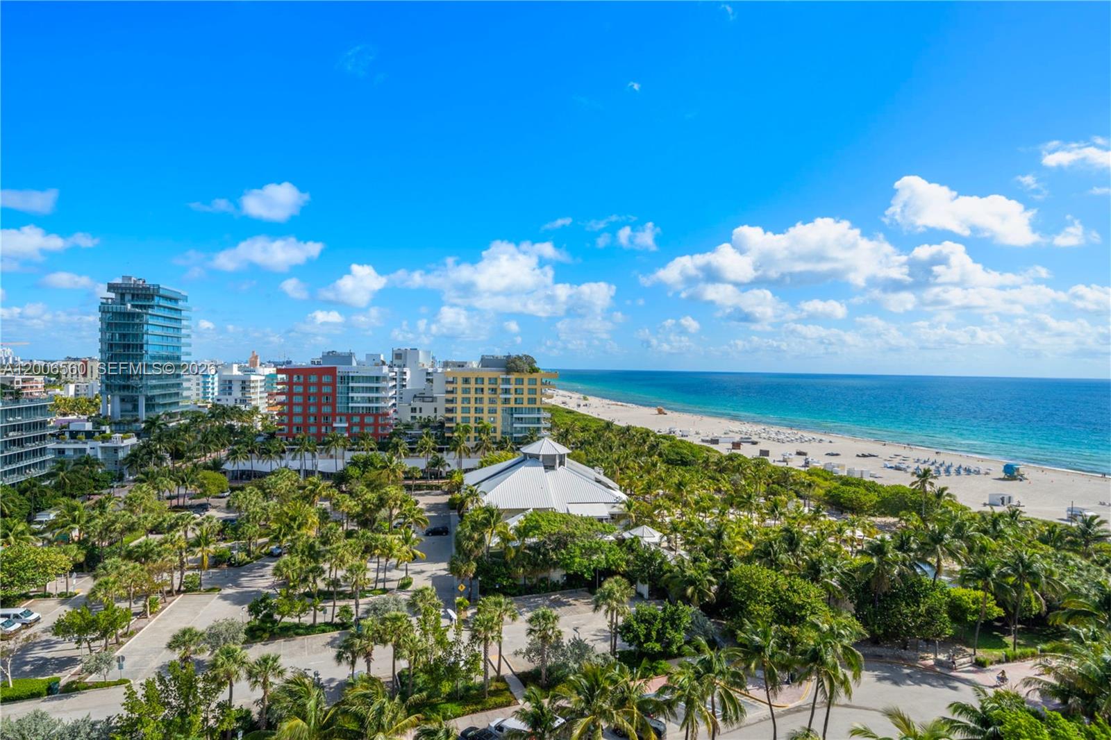 CONTINUUM ON SOUTH BEACH - Residential