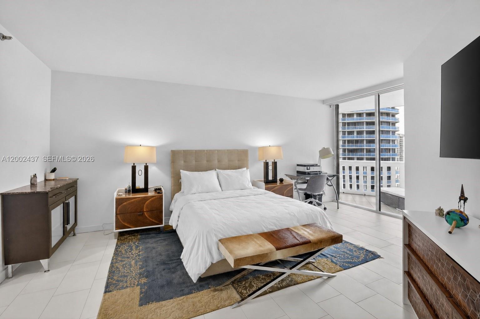 3000 ISL BLVD WILLIAMS IS - Residential