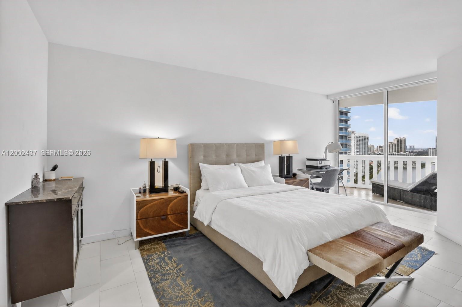 3000 ISL BLVD WILLIAMS IS - Residential