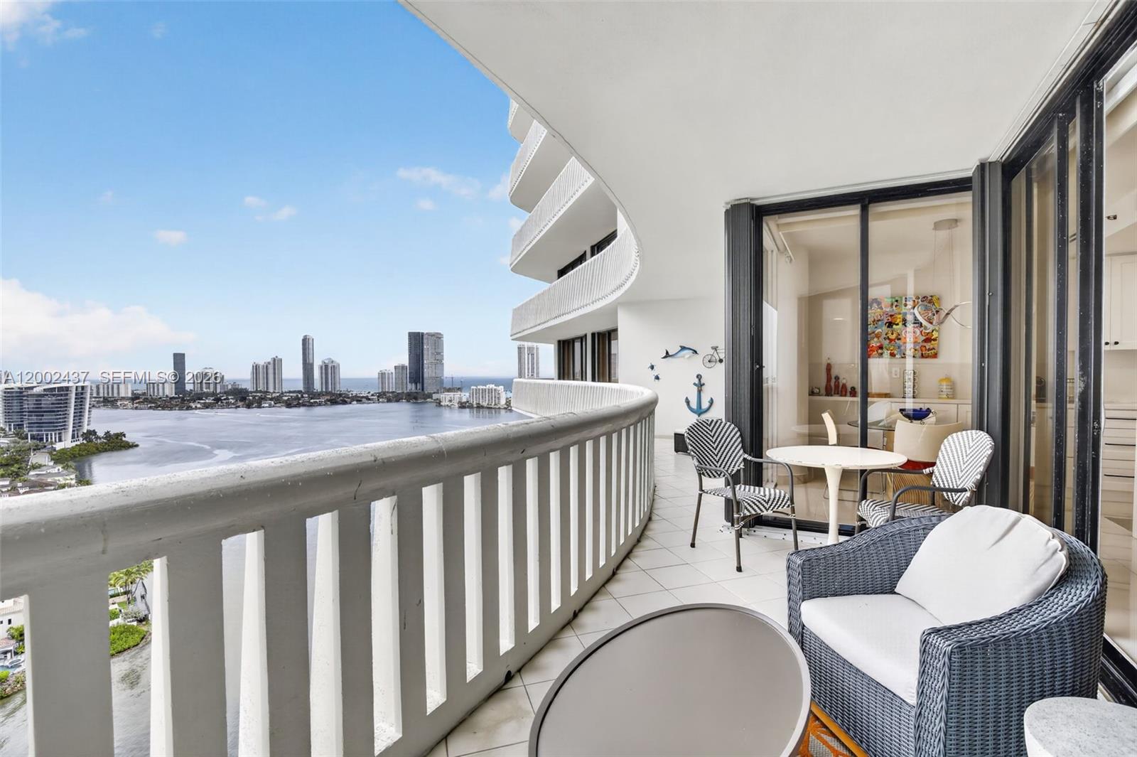 3000 ISL BLVD WILLIAMS IS - Residential