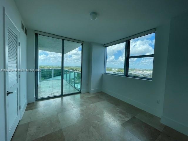 TAO SAWGRASS CONDOMINIUM - Residential