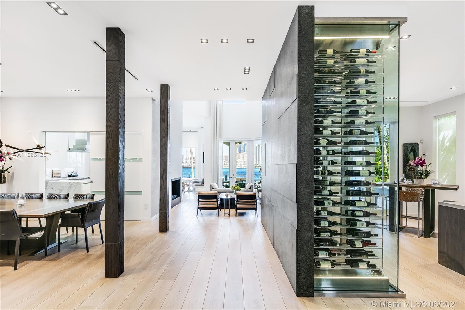 ISLAND ESTATES - Residential