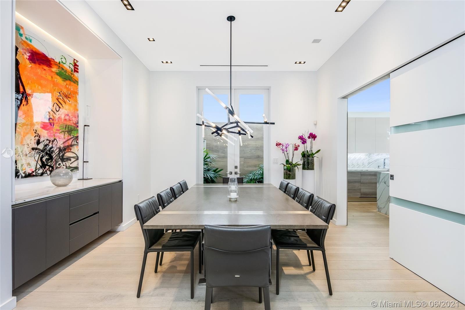 ISLAND ESTATES - Residential