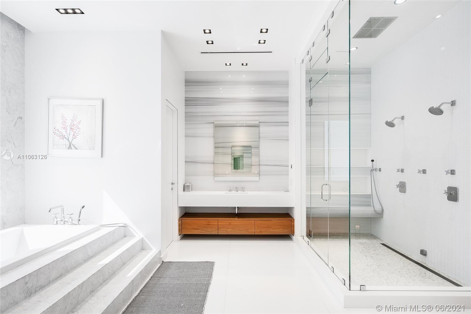 ISLAND ESTATES - Residential