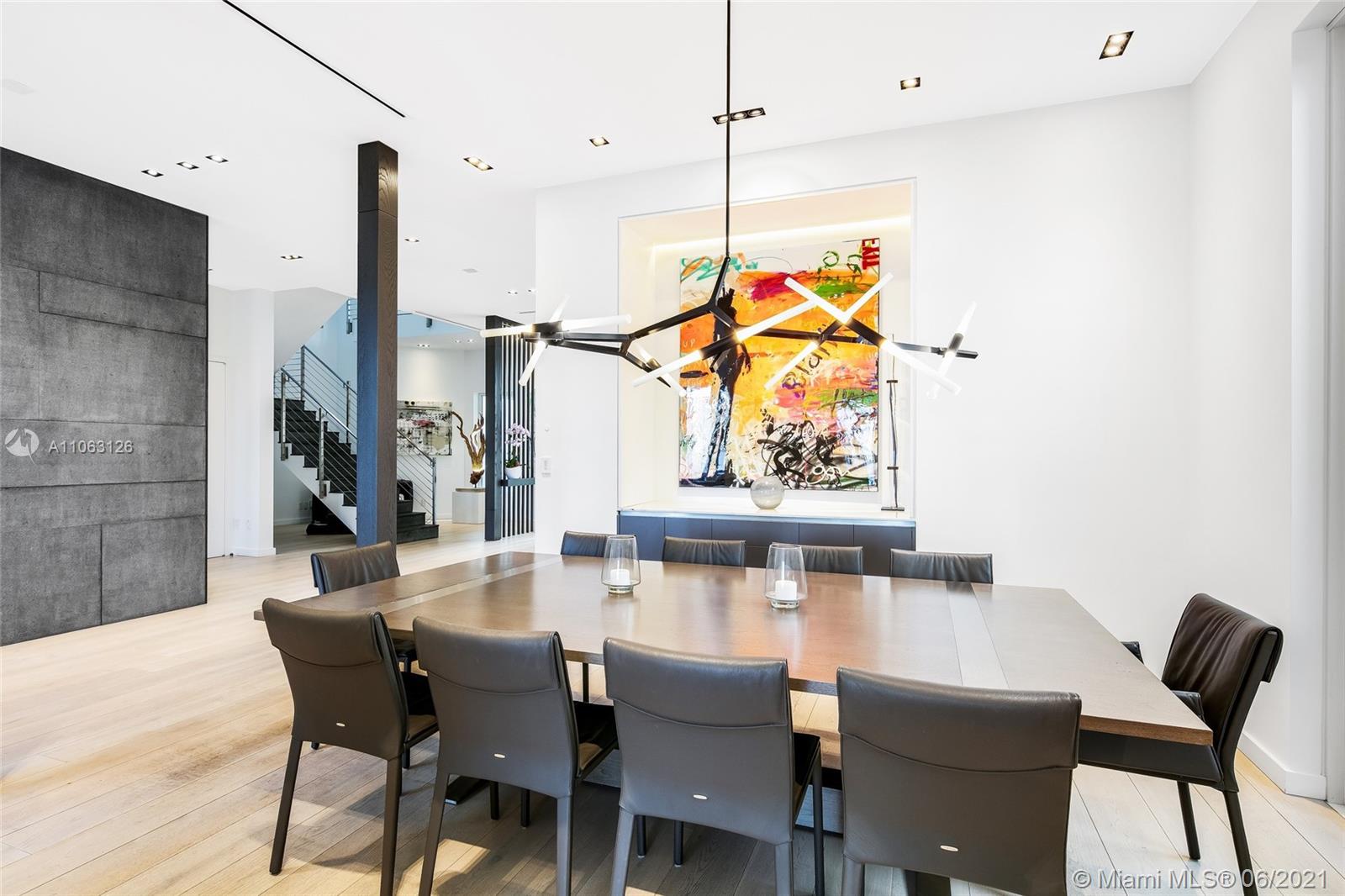 ISLAND ESTATES - Residential