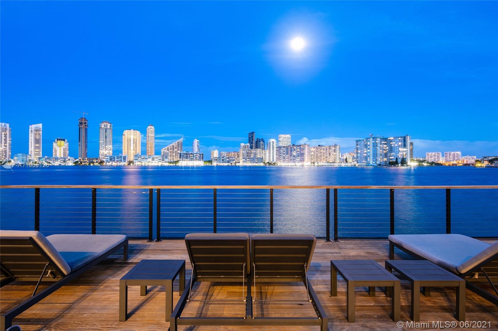 ISLAND ESTATES - Residential