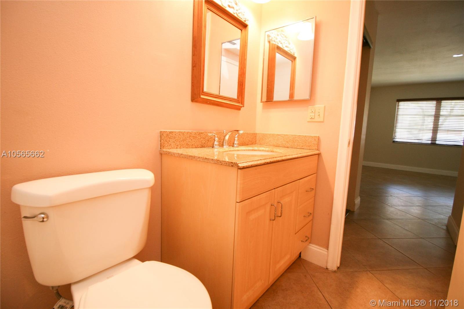 VILLAGE OF KINGS CREEK CO - Residential Lease