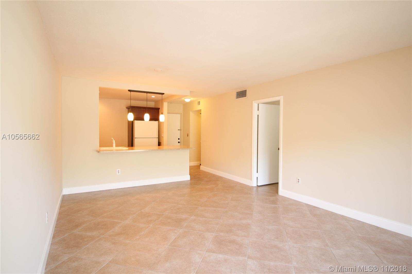 VILLAGE OF KINGS CREEK CO - Residential Lease